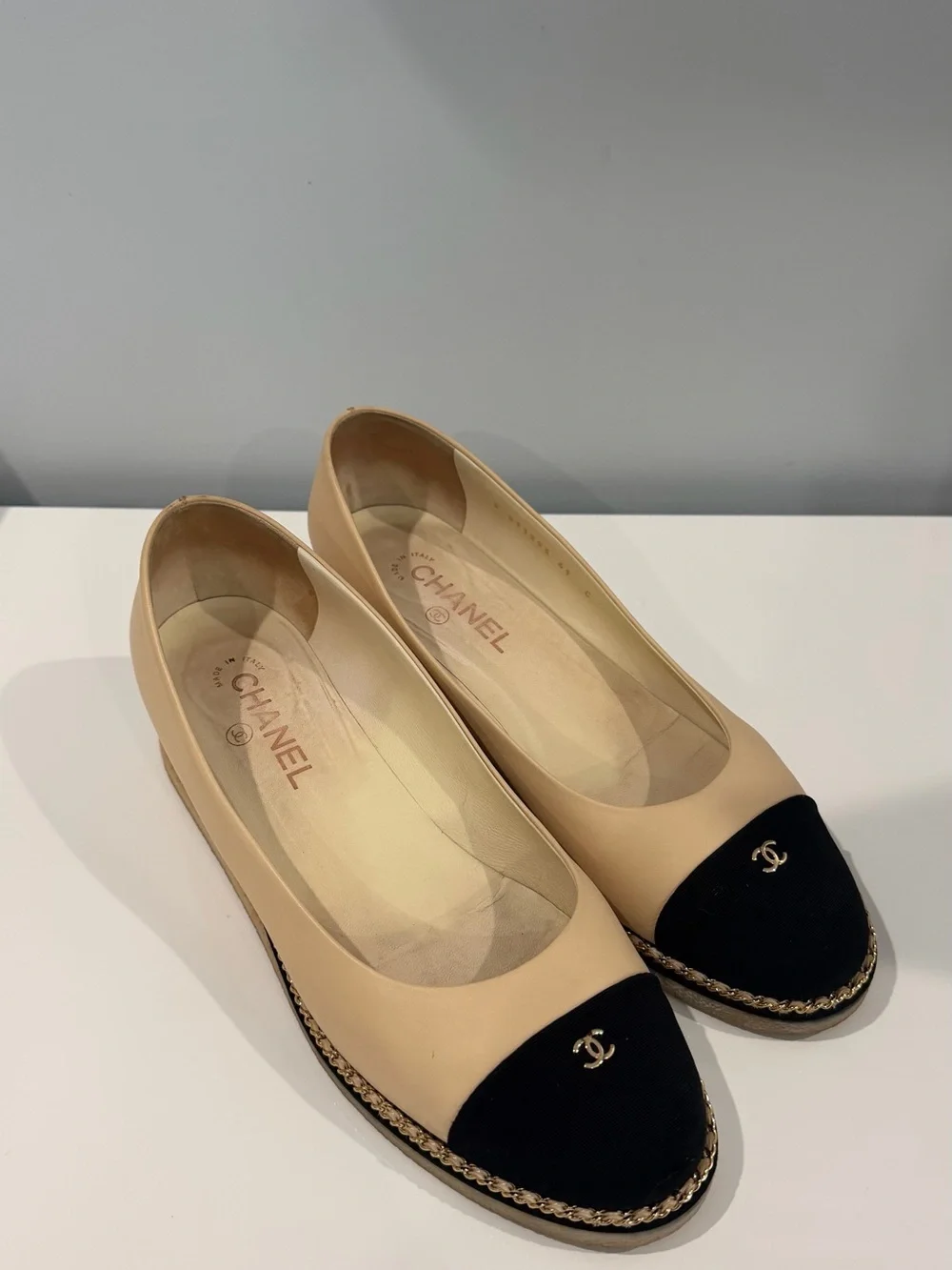 CHANEL Beige and Black Cap-Toe Chain-Trim Wedges